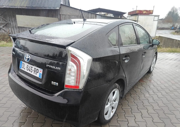 Toyota Prius cena 29900 przebieg: 370000, rok produkcji 2014 z Warszawa małe 92